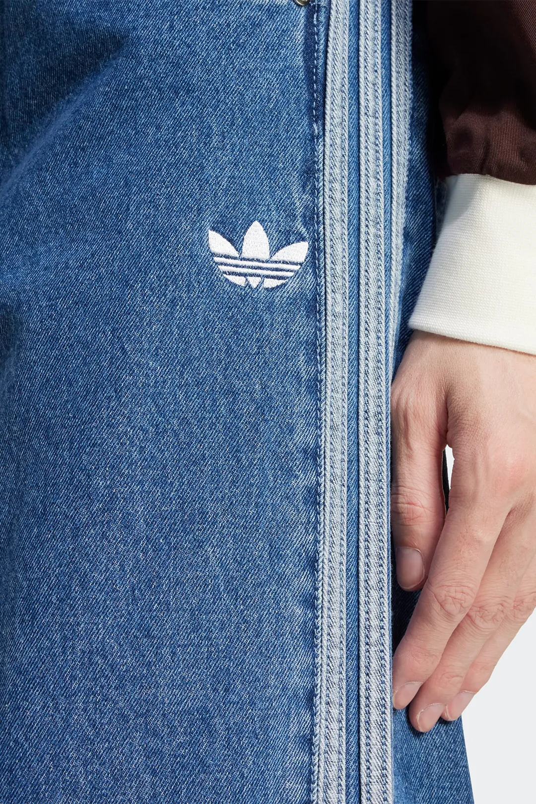 ADIDAS JEAN DENIM FIREBIRD - Image 5
